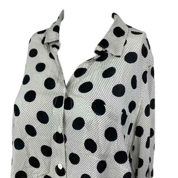 Foxcroft Shirt Womens Sz 12 Button Down Blouse Gray Black Polka Dots Lightweight - Picture 2 of 9